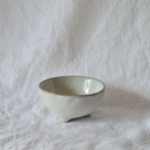 Nordic Sand Bowl with Feet